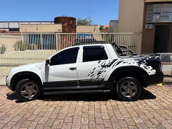 RENAULT DUSTER OROCH 1.6 16V SCE FLEX EXPRESSION MANUAL